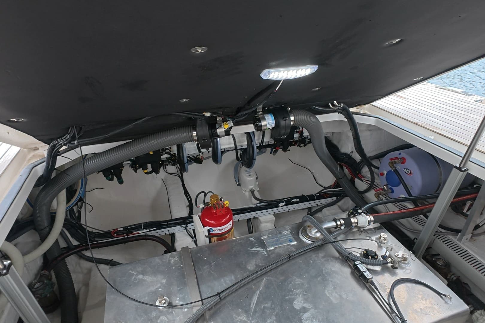 2025 Schaefer V44
