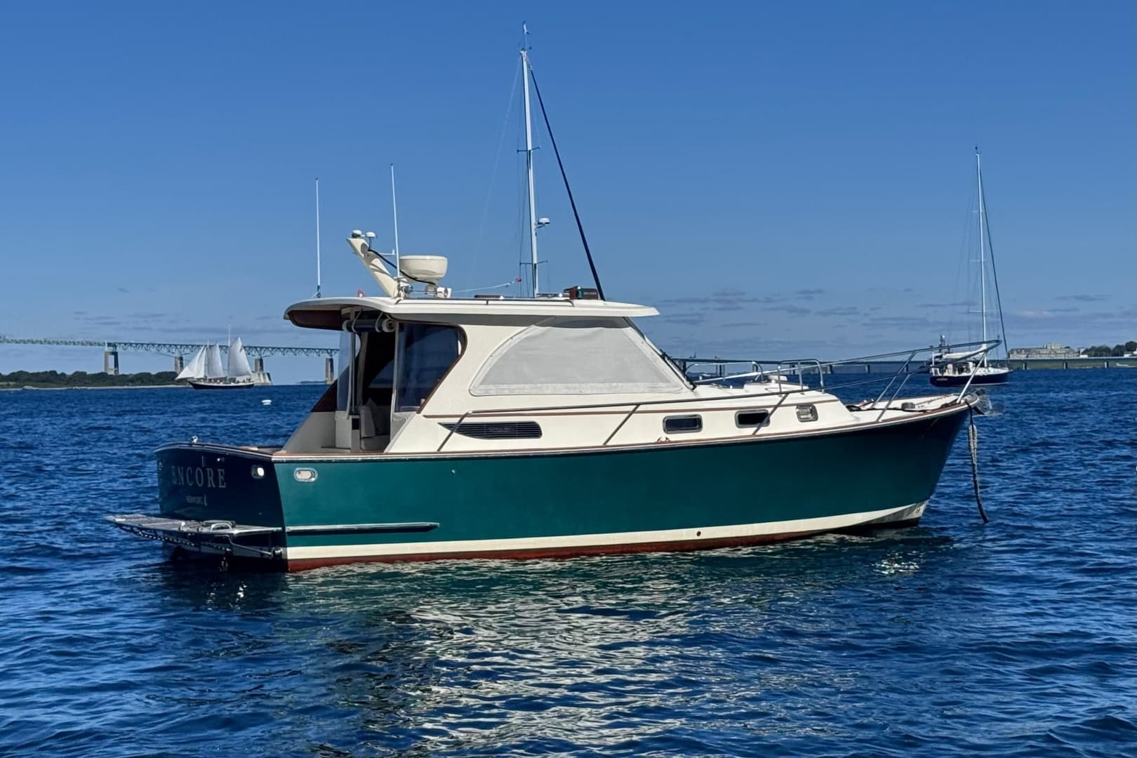 2007 Legacy Yachts 32