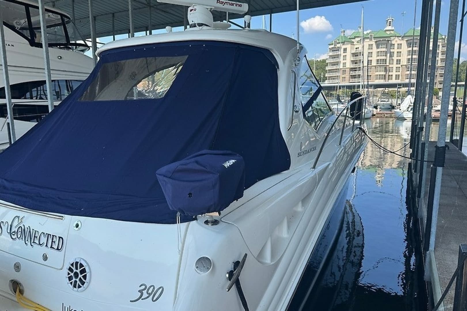 2005 Sea Ray 390 Sundancer