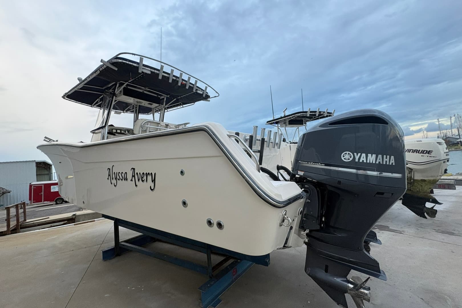 2004 Grady-White Bimini 306