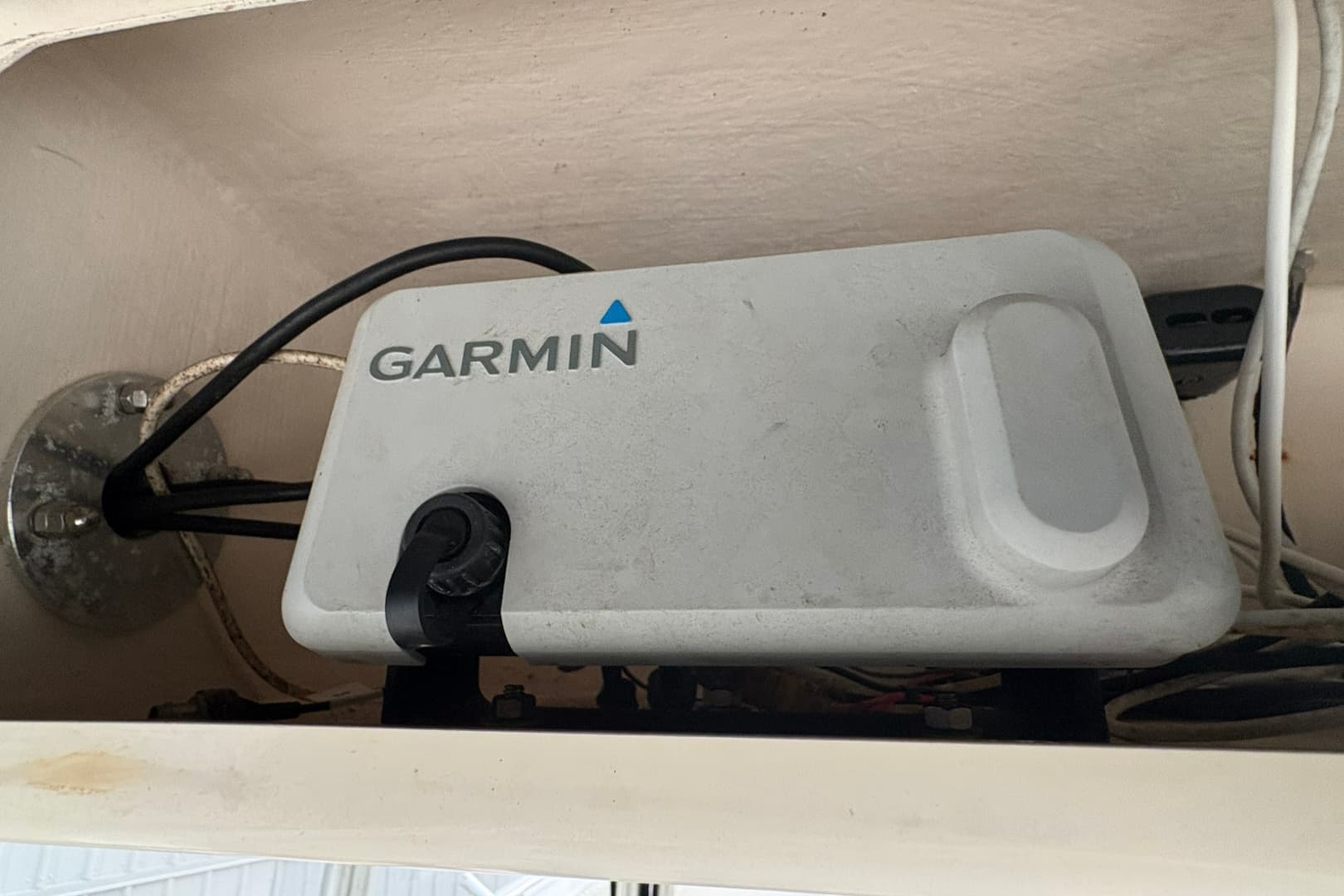 2004 Grady-White Bimini 306
