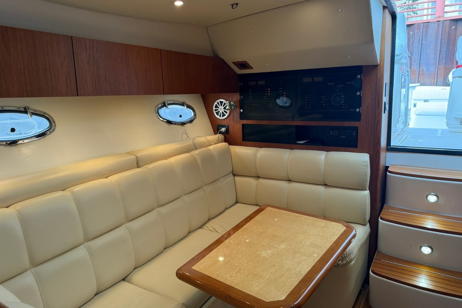 2003 Tiara Yachts 3500 Open