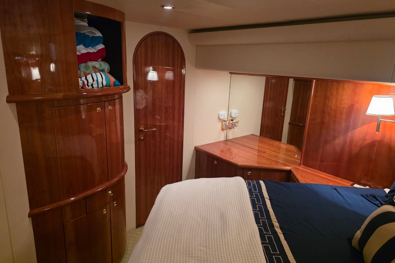 2002 Neptunus 56 Flybridge