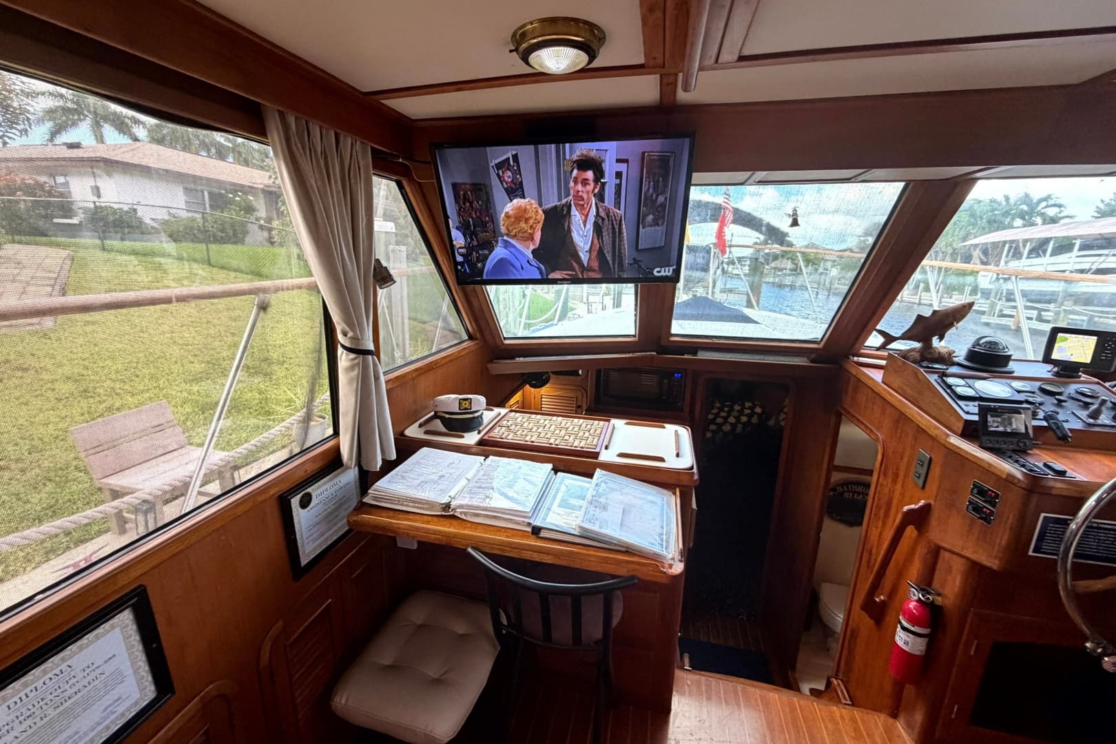1998 Heritage East 36 Sundeck Trawler