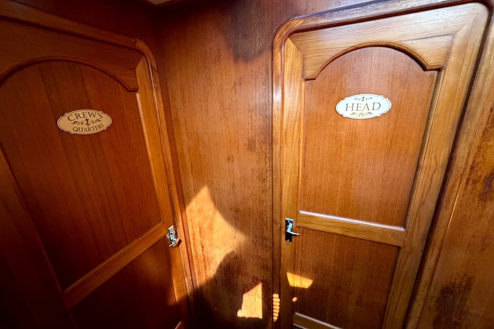 1998 Heritage East 36 Sundeck Trawler