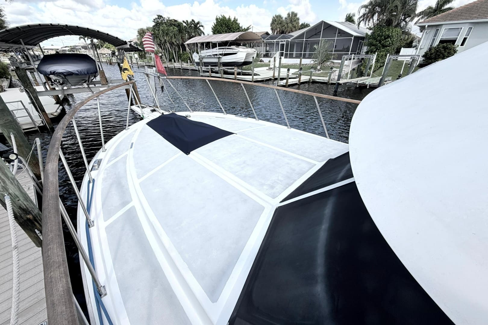 1998 Heritage East 36 Sundeck Trawler