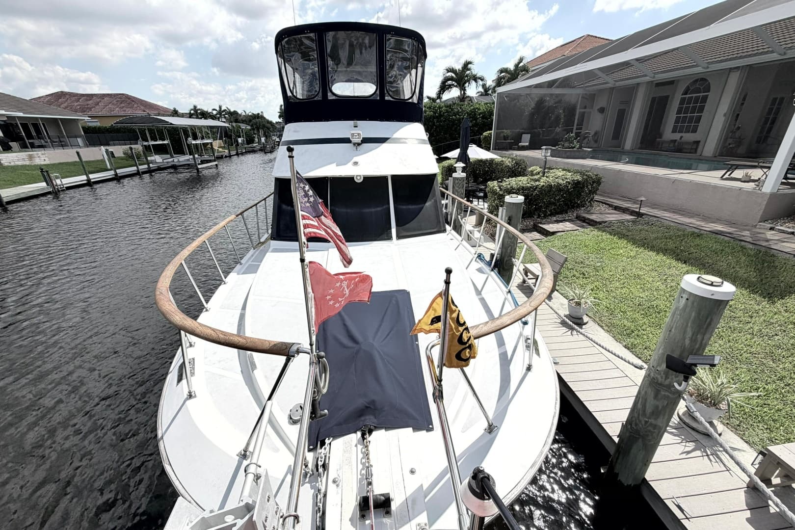 1998 Heritage East 36 Sundeck Trawler