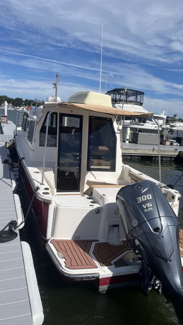 2022 Ranger Tugs R27