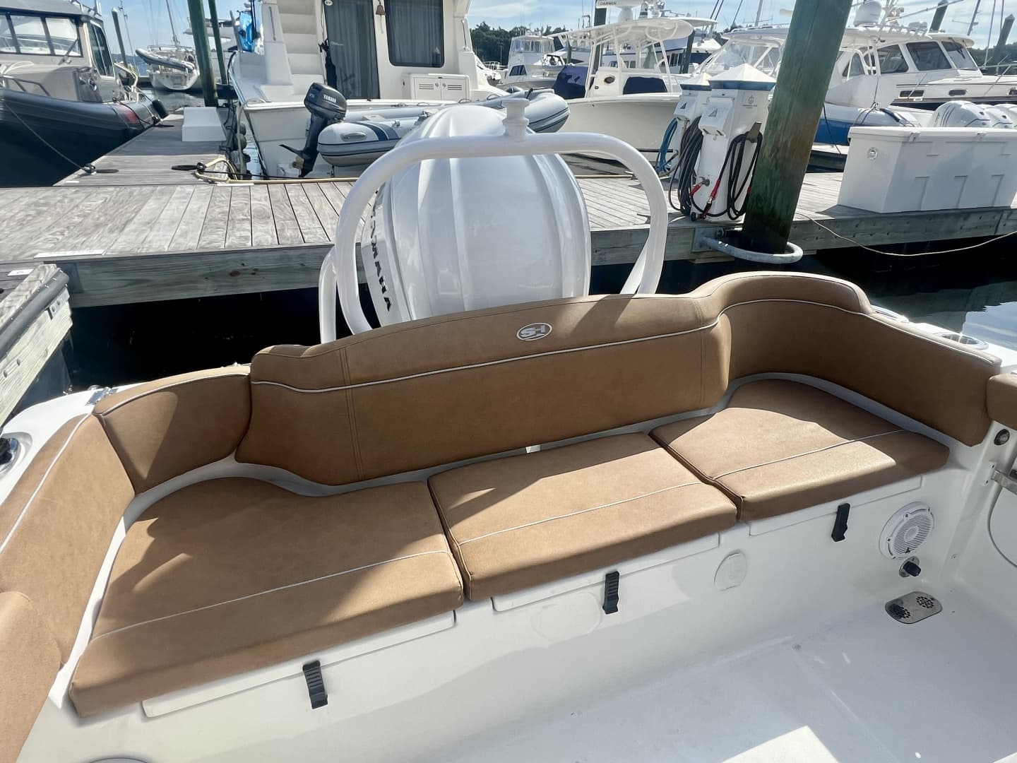 2024 Sea Hunt Ultra 255 SE