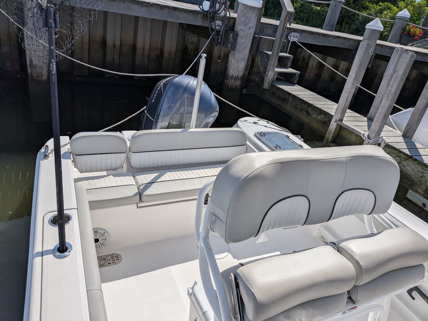 2020 Sea Fox 248 Commander