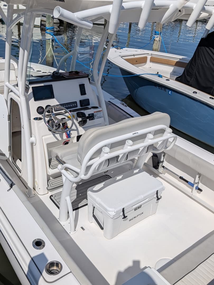 2020 Sea Fox 248 Commander