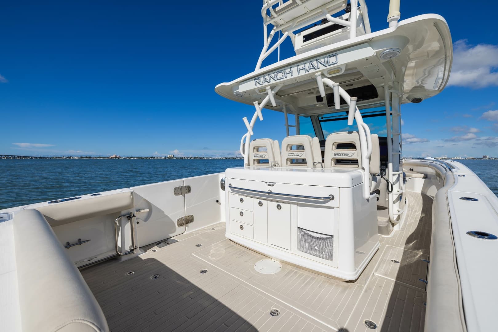 2017 Boston Whaler 370 Outrage