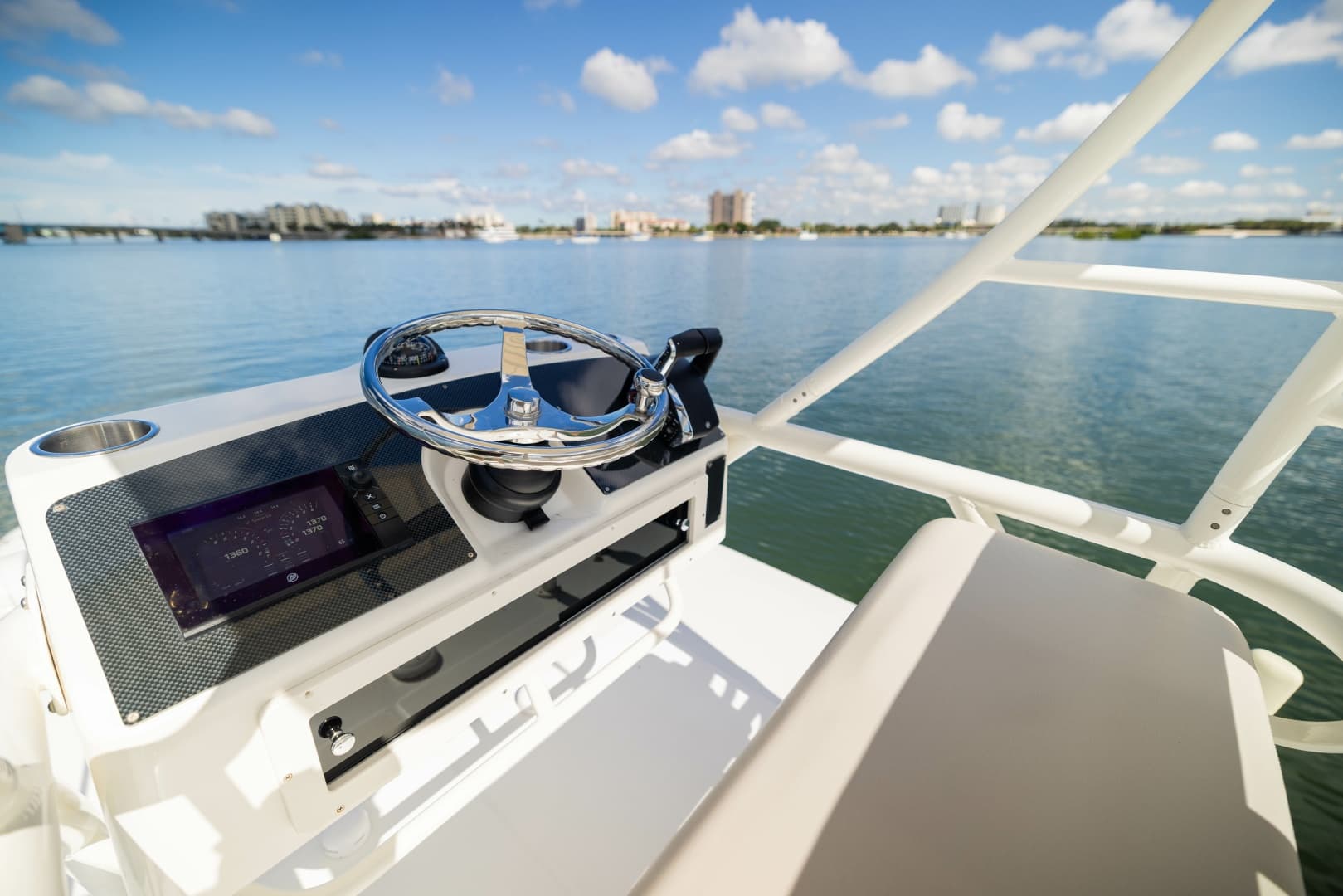 2017 Boston Whaler 370 Outrage