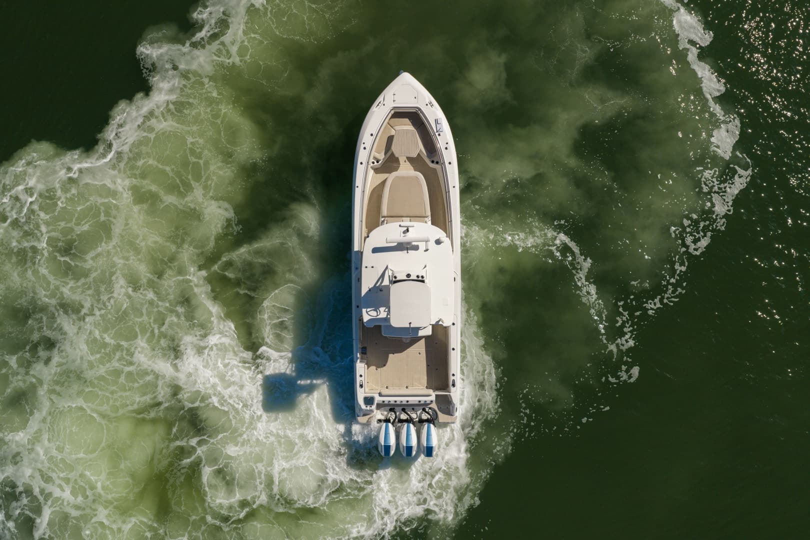2017 Boston Whaler 370 Outrage