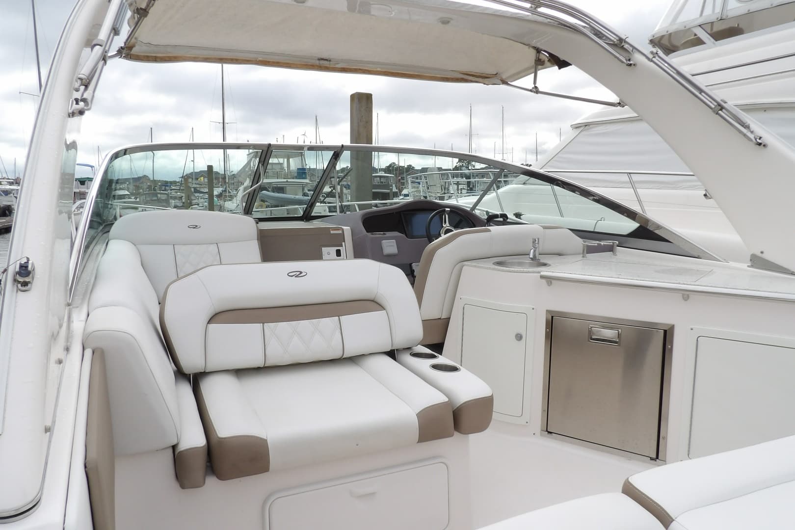 2018 Regal 33 XO