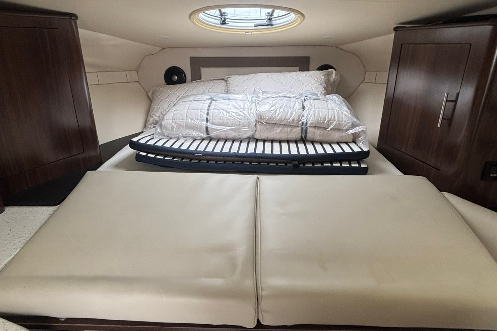 2018 Regal 33 XO