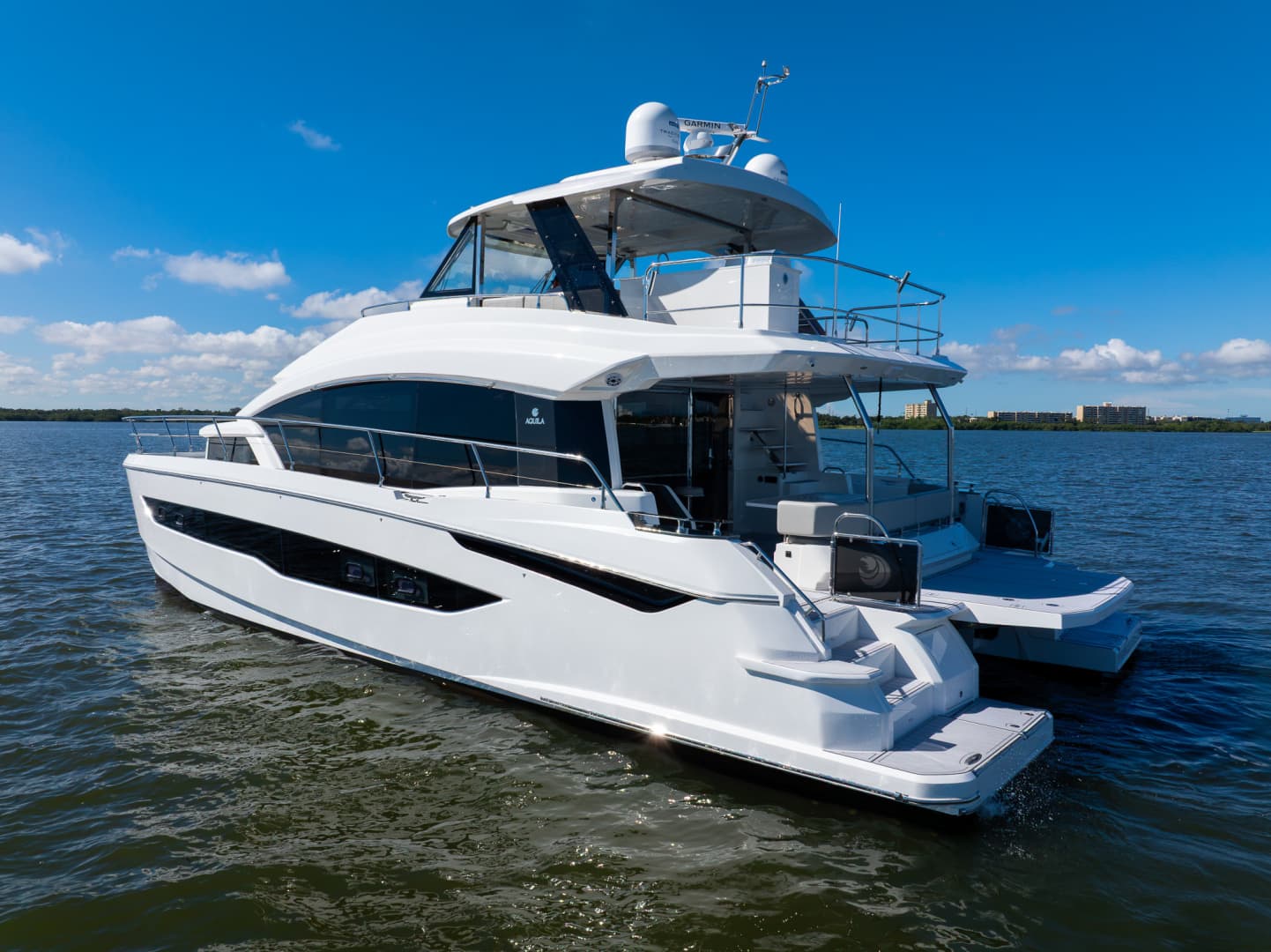 2022 Aquila 54 YACHT