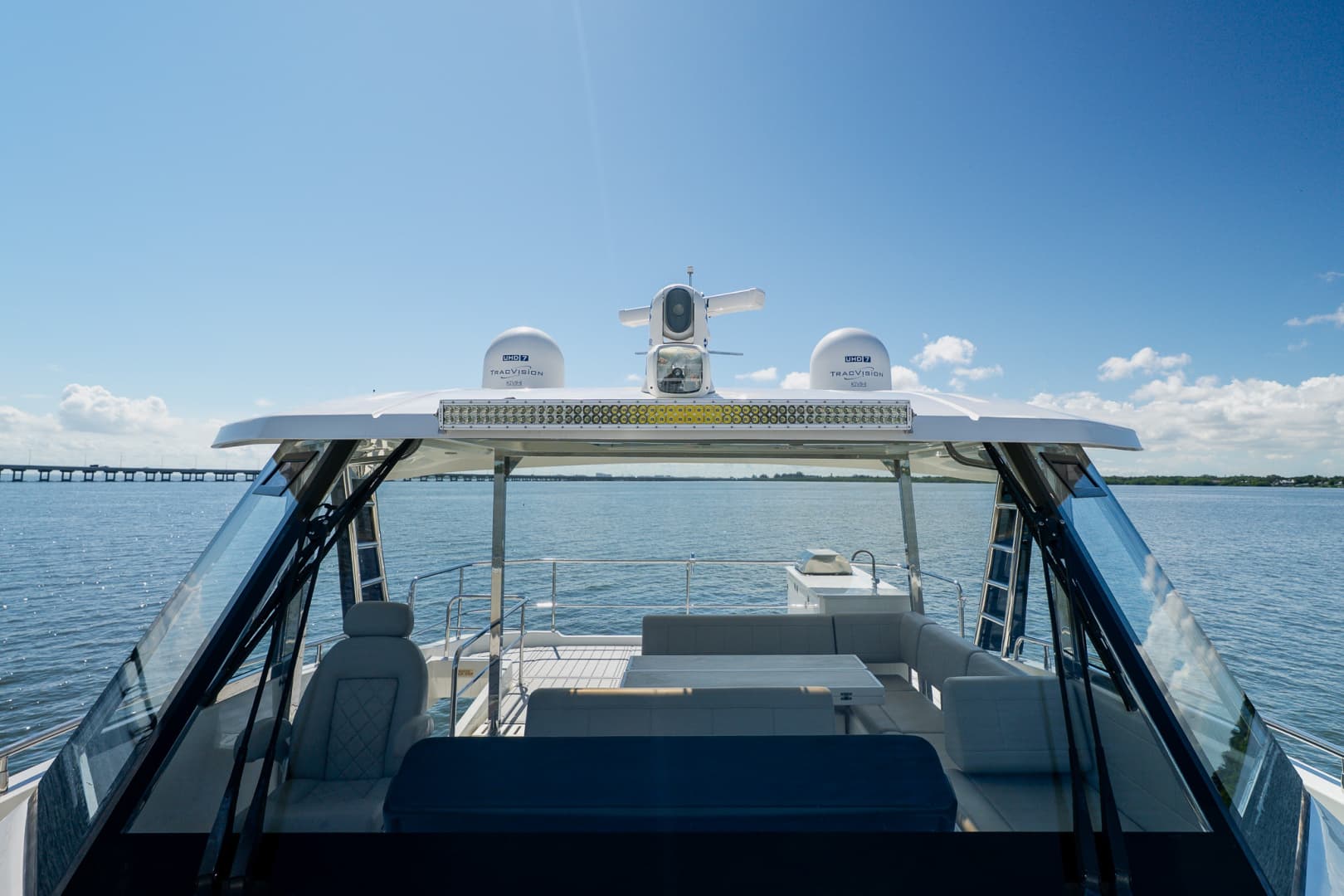 2022 Aquila 54 YACHT