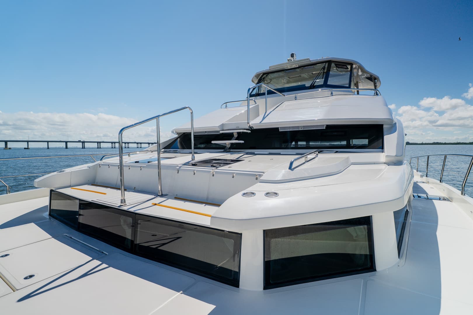 2022 Aquila 54 YACHT