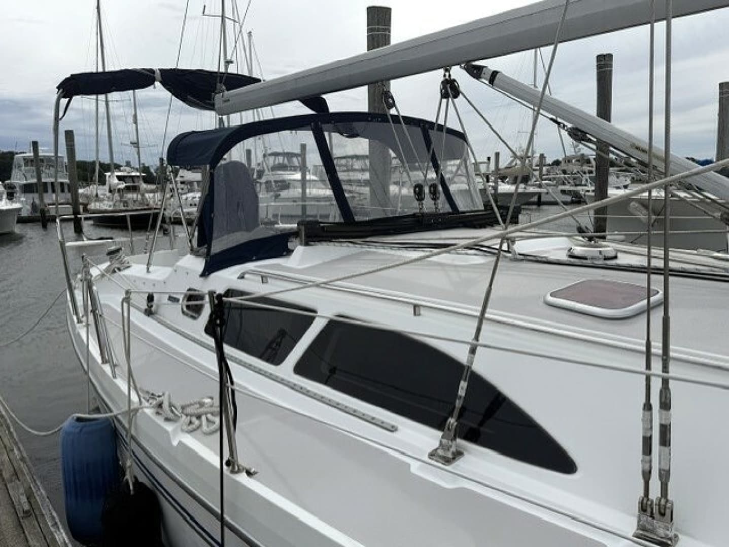 2009 Catalina 387