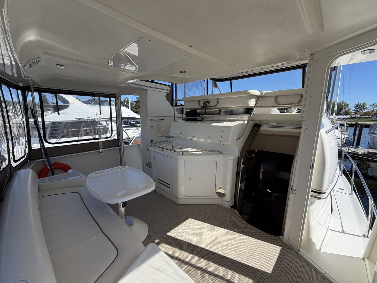 2000 Sea Ray 380 Aft Cabin
