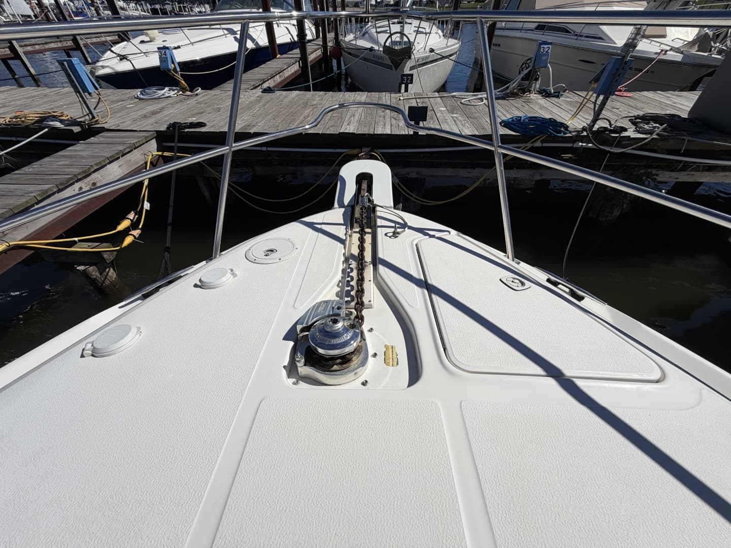 2000 Sea Ray 380 Aft Cabin