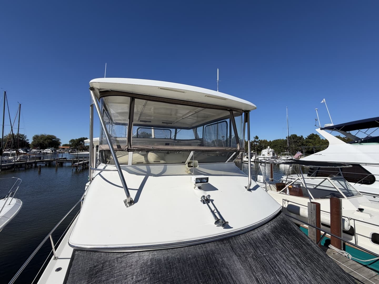 2000 Sea Ray 380 Aft Cabin