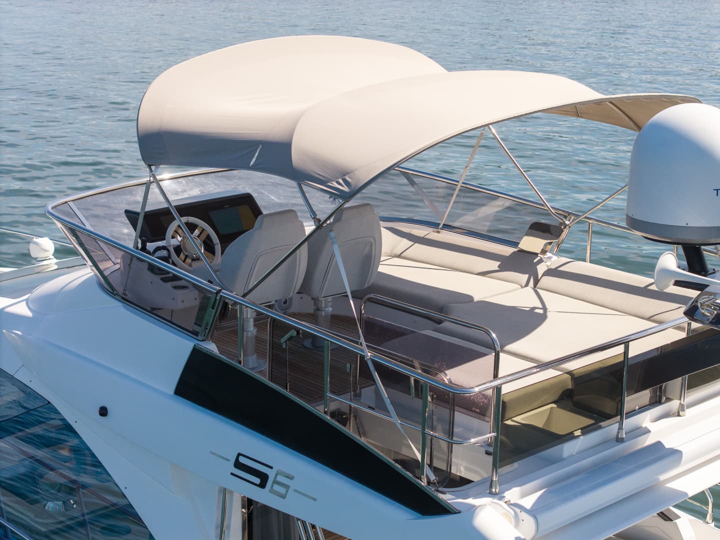 2022 Azimut S6