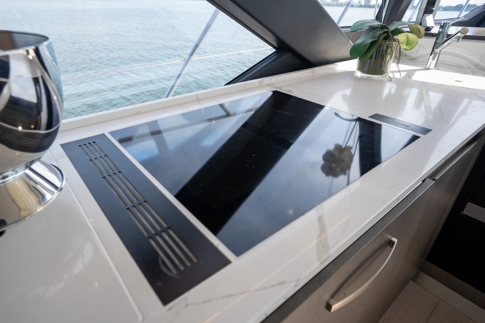 2022 Azimut S6