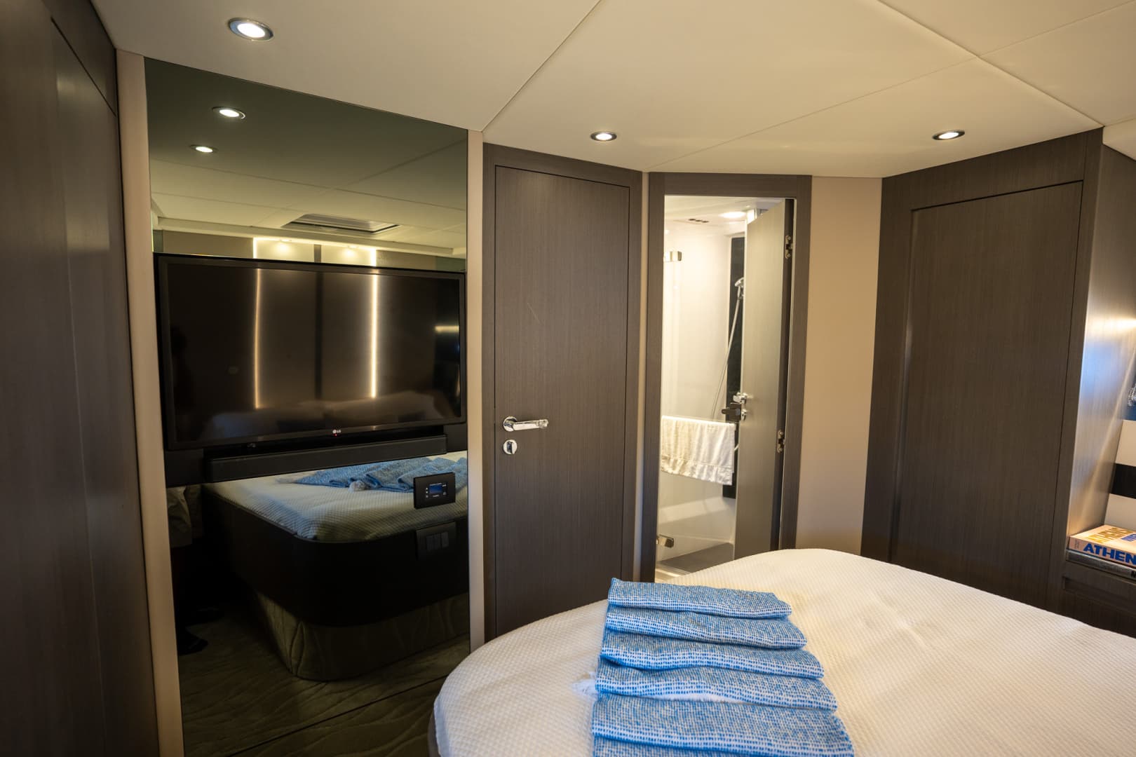 2022 Azimut S6