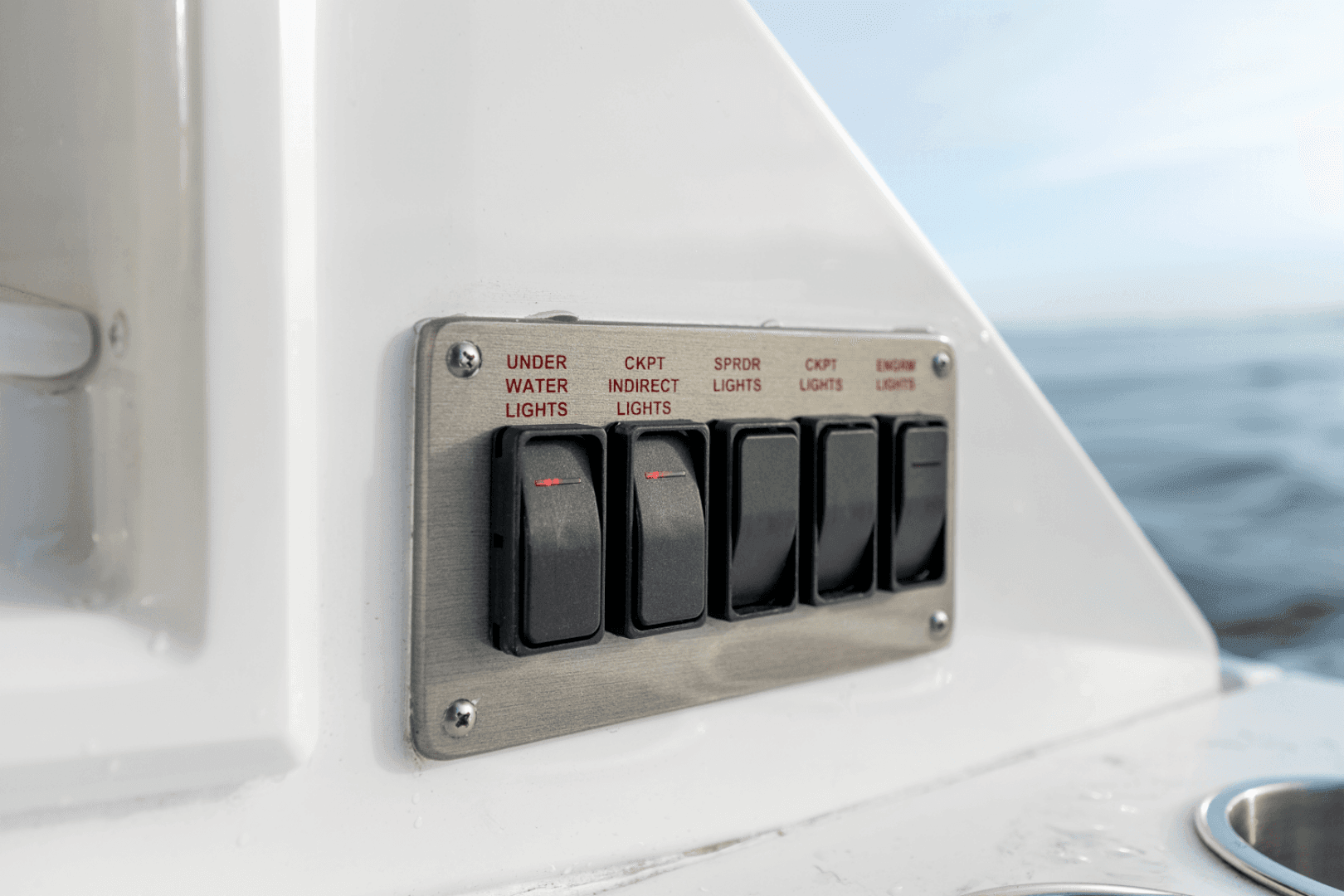 2025 Cruisers Yachts 50 Cantius