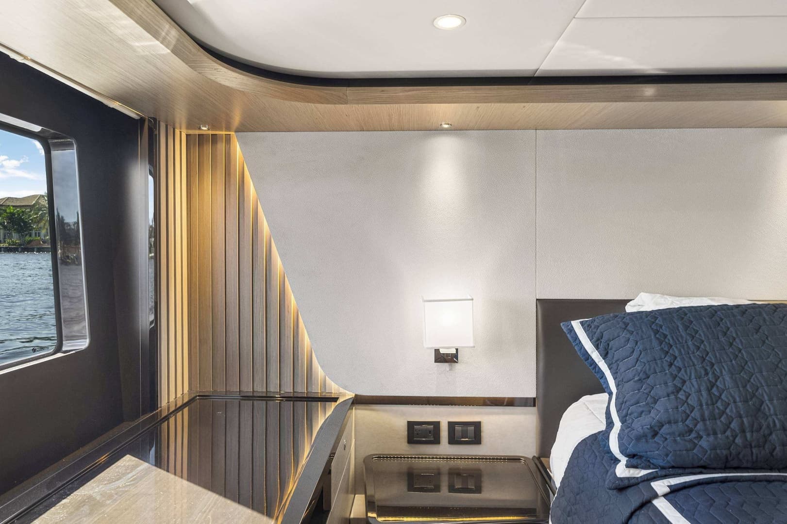 2022 Absolute Navetta 58