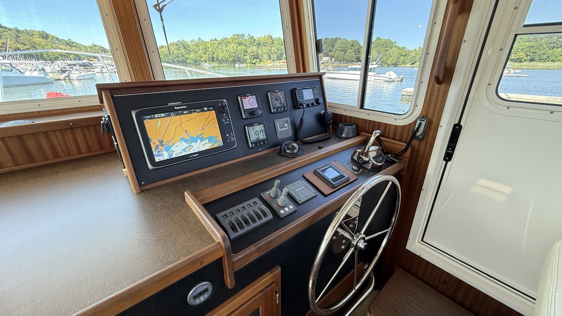 2012 American Tug 