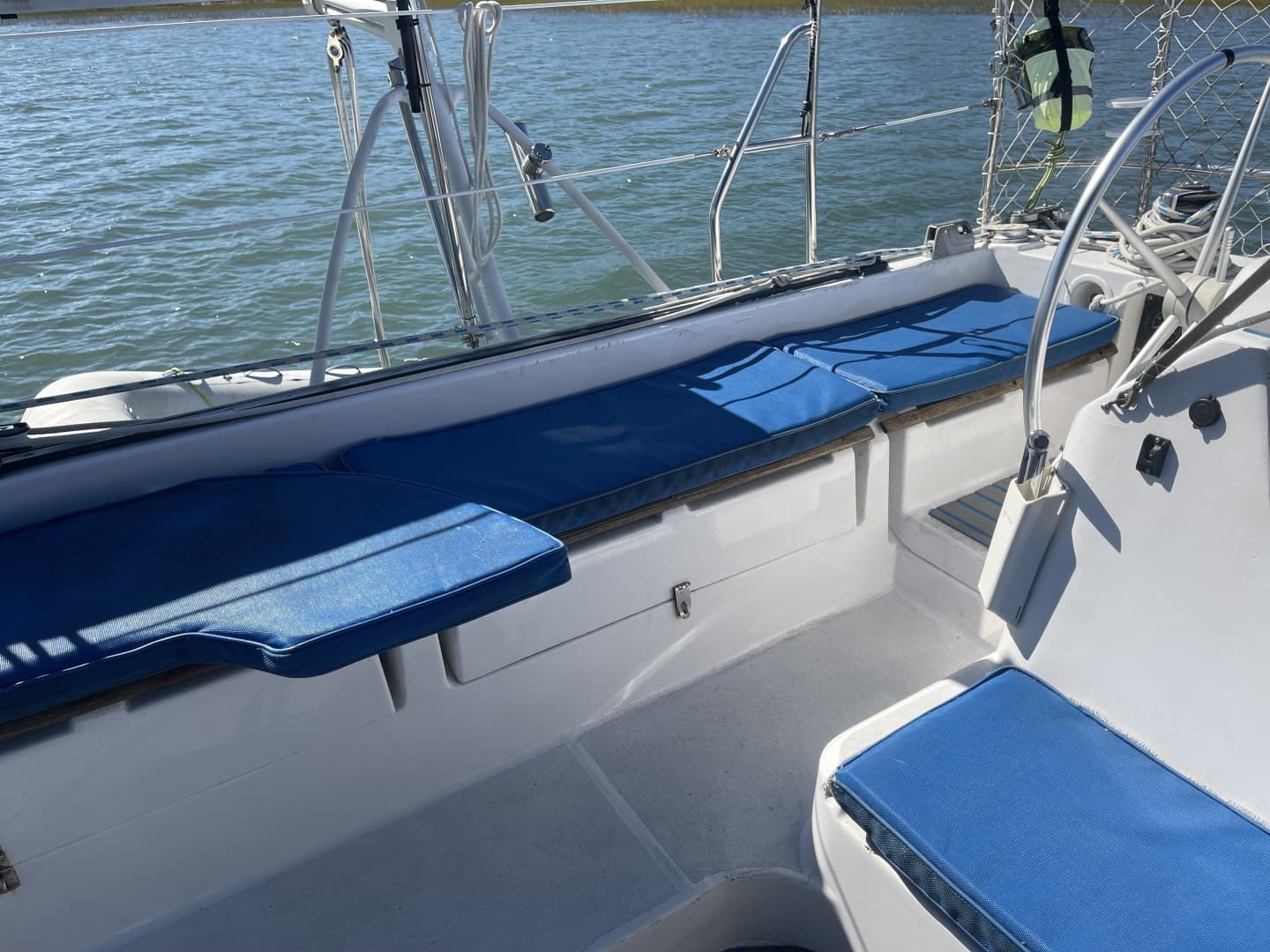 1990 Privilege 39