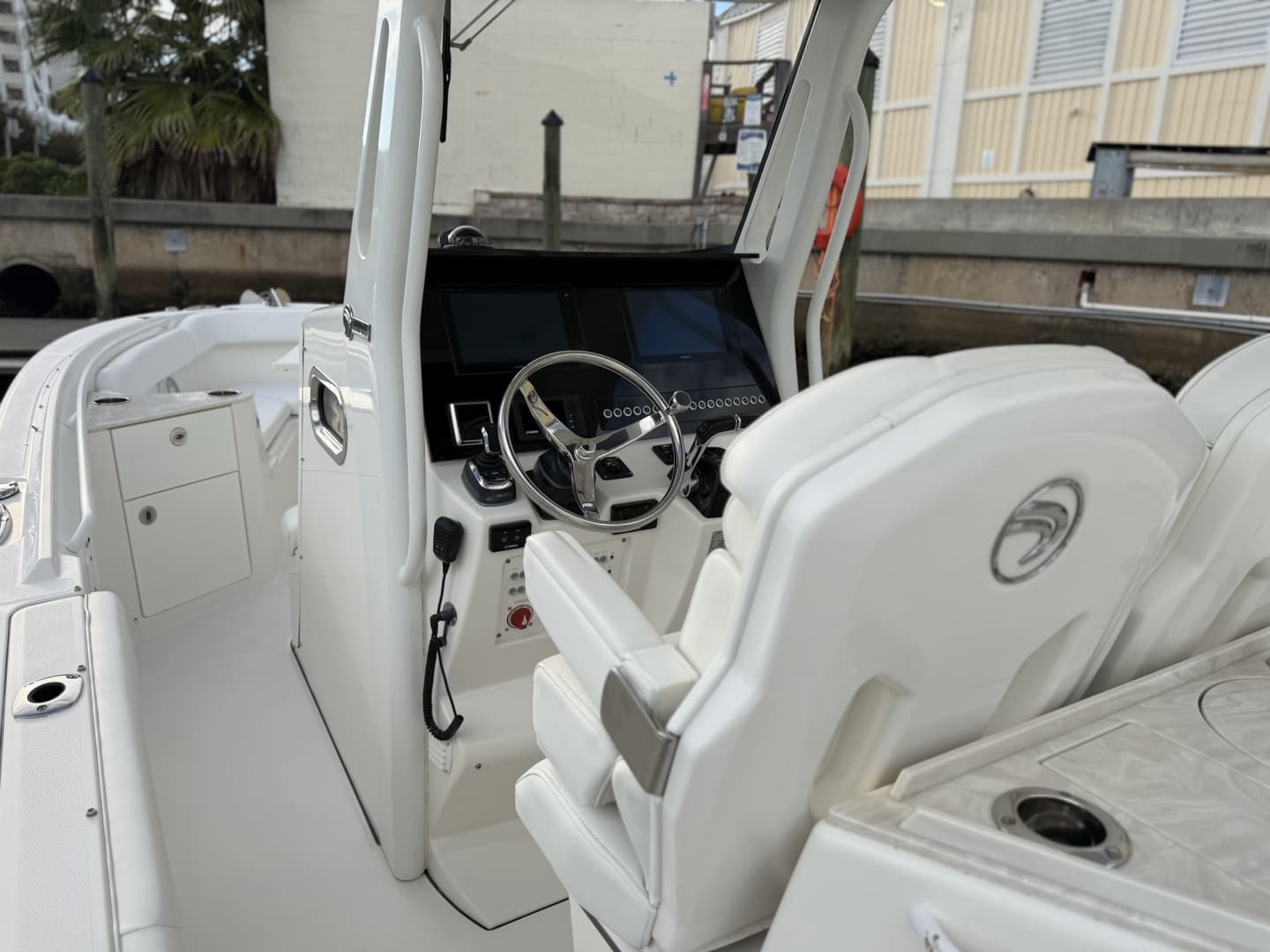 2020 Edgewater 262CC