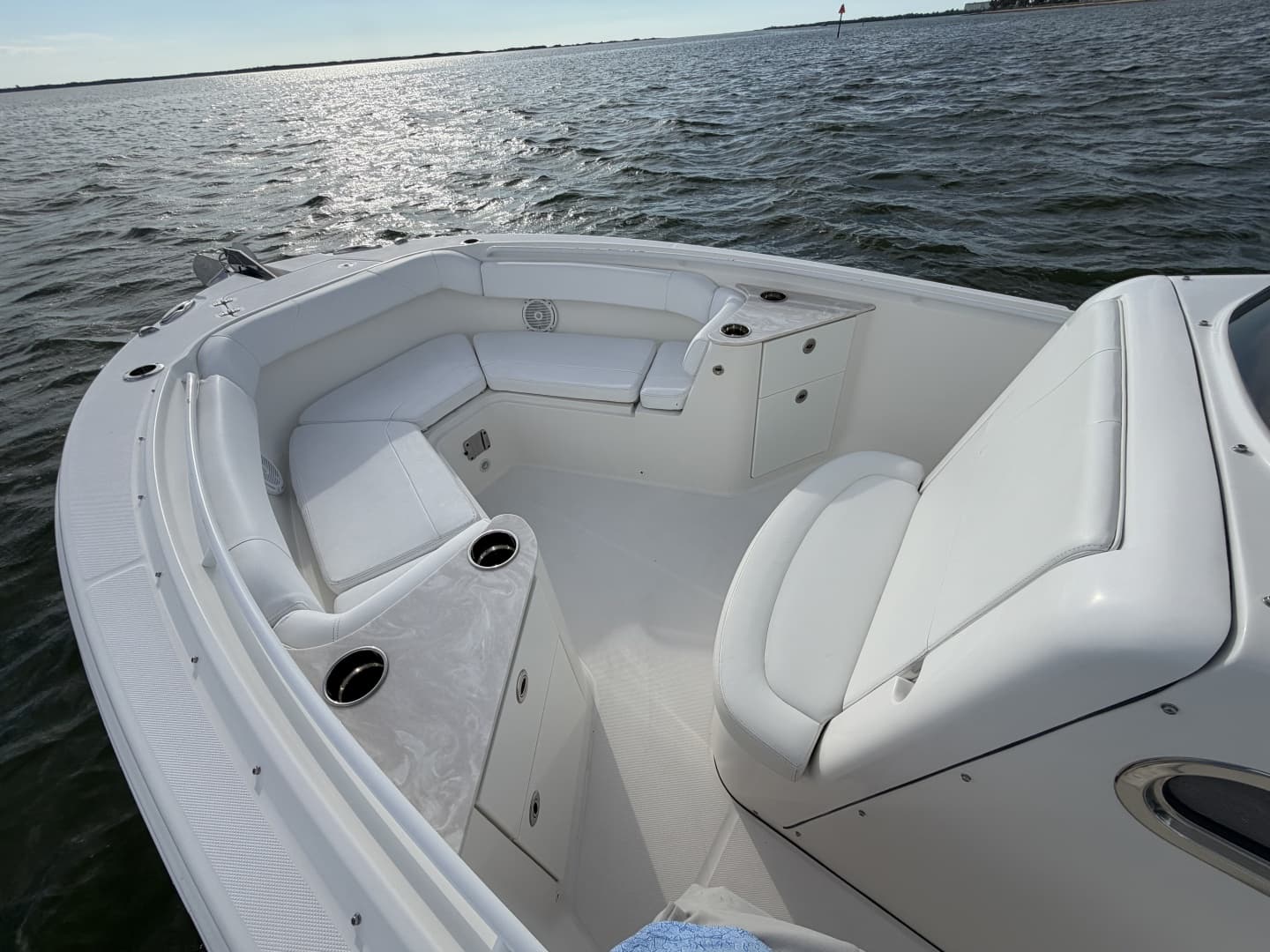 2020 Edgewater 262CC