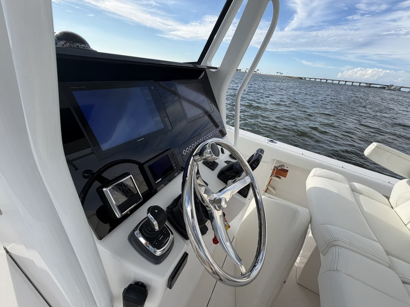 2020 Edgewater 262CC
