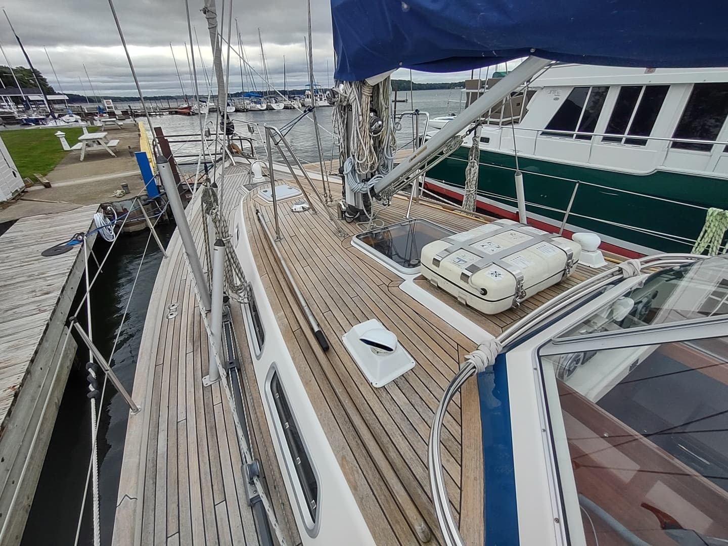 2004 Hallberg-Rassy 43