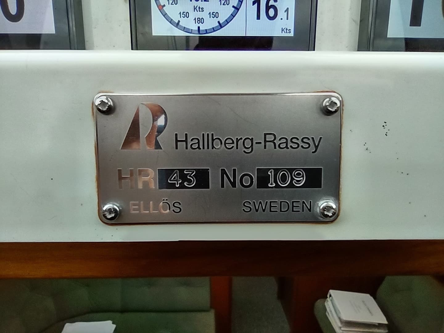 2004 Hallberg-Rassy 43