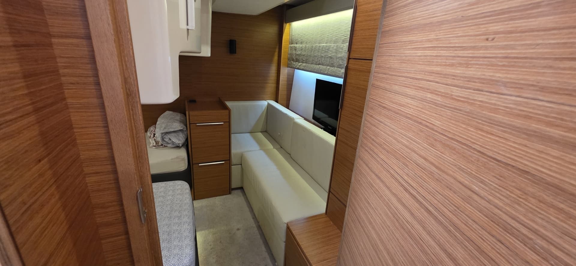 2015 Bavaria Bavaria Sport 360 Hardtop