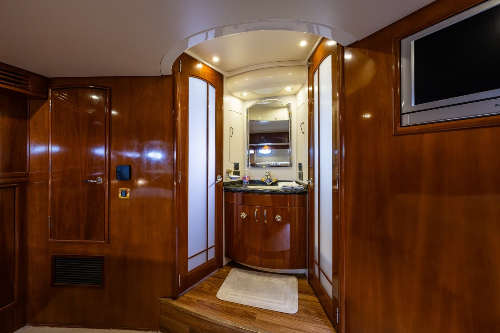 2003 Carver 530 Voyager Pilothouse