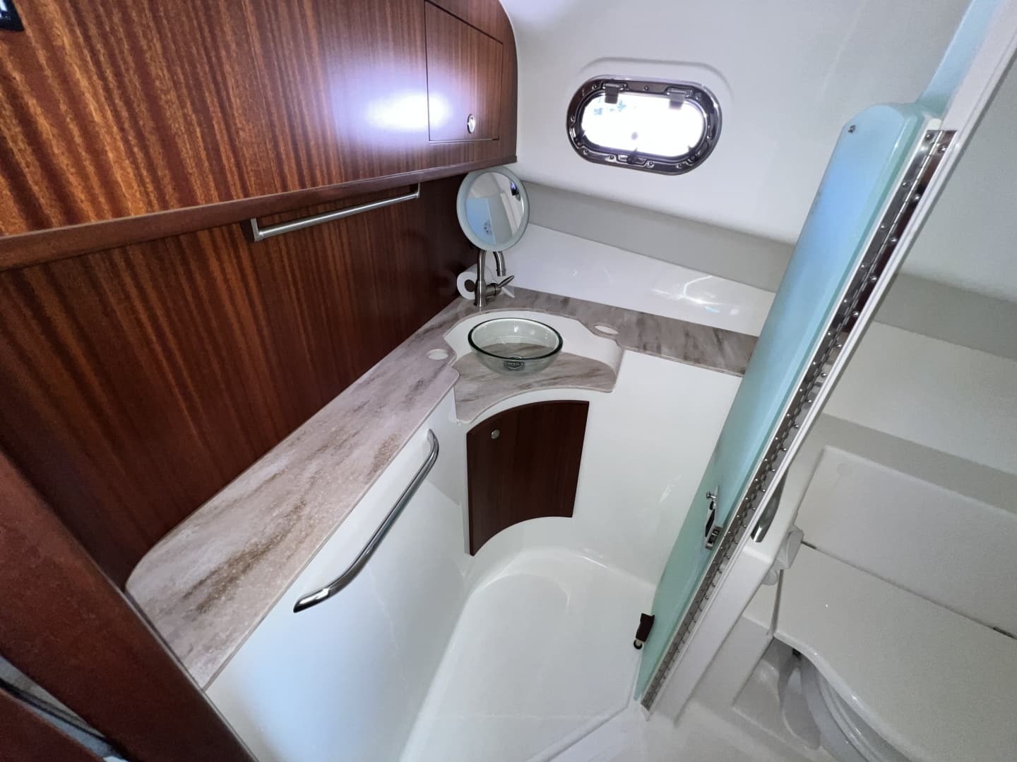 2020 Pursuit 385 Offshore