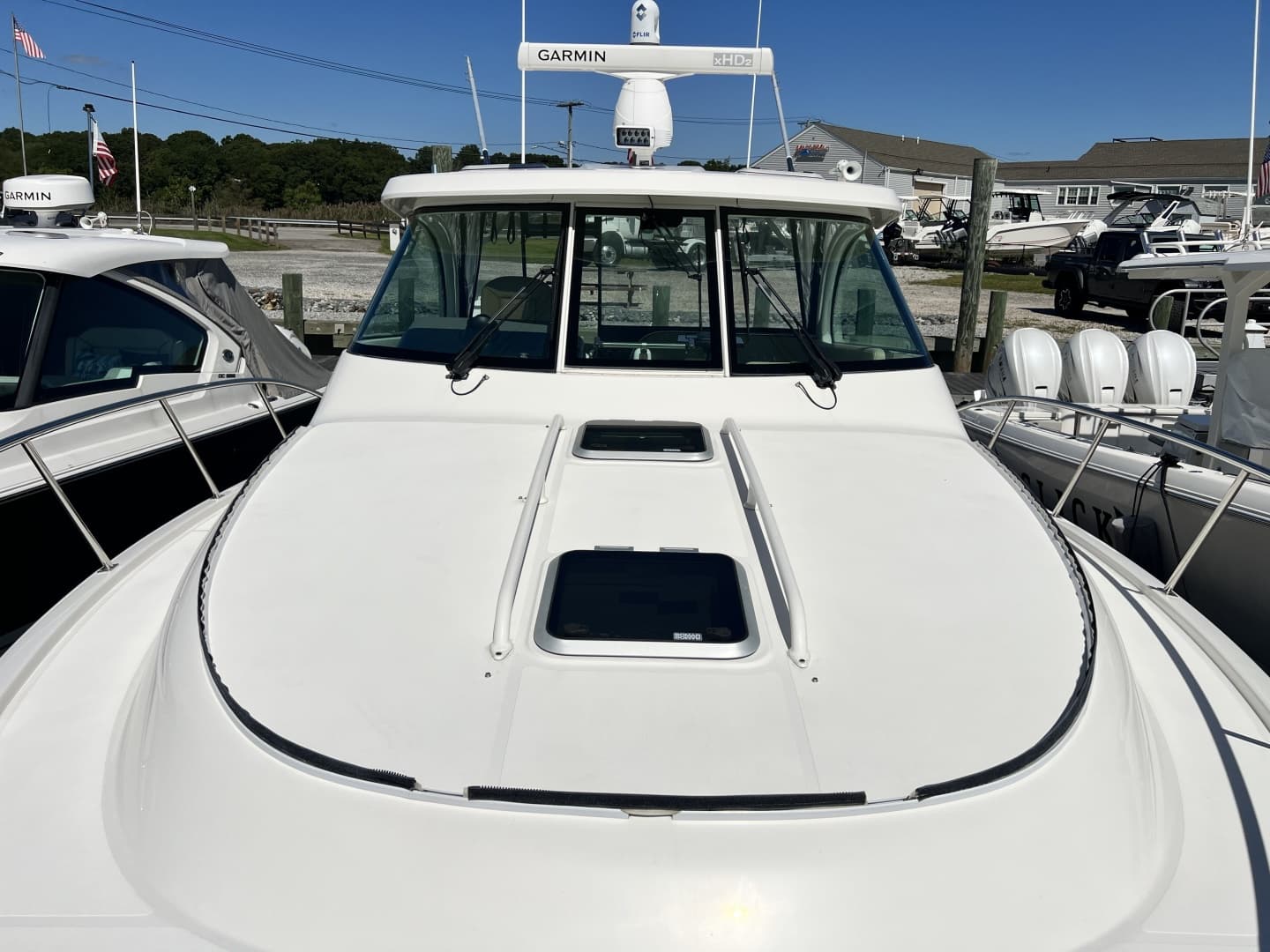 2020 Pursuit 385 Offshore