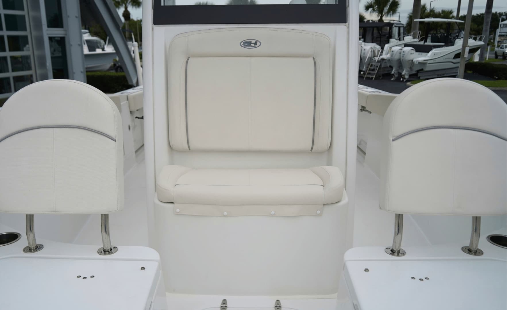 2025 Sea Hunt Gamefish 27FS