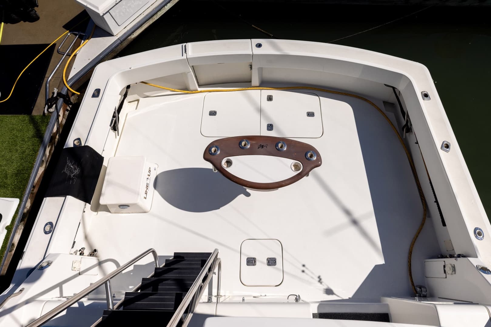 1995 Hatteras 43 Convertible