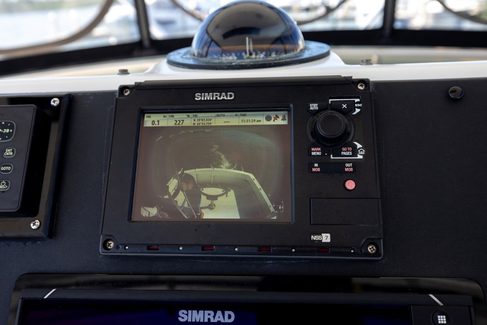 1995 Hatteras 43 Convertible
