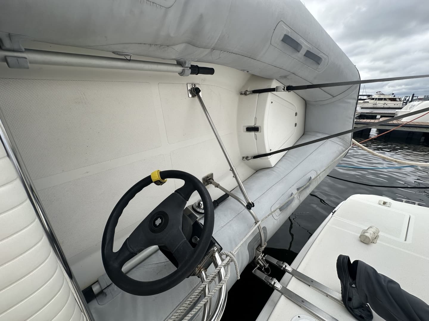 2005 Silverton 43 Motor Yacht