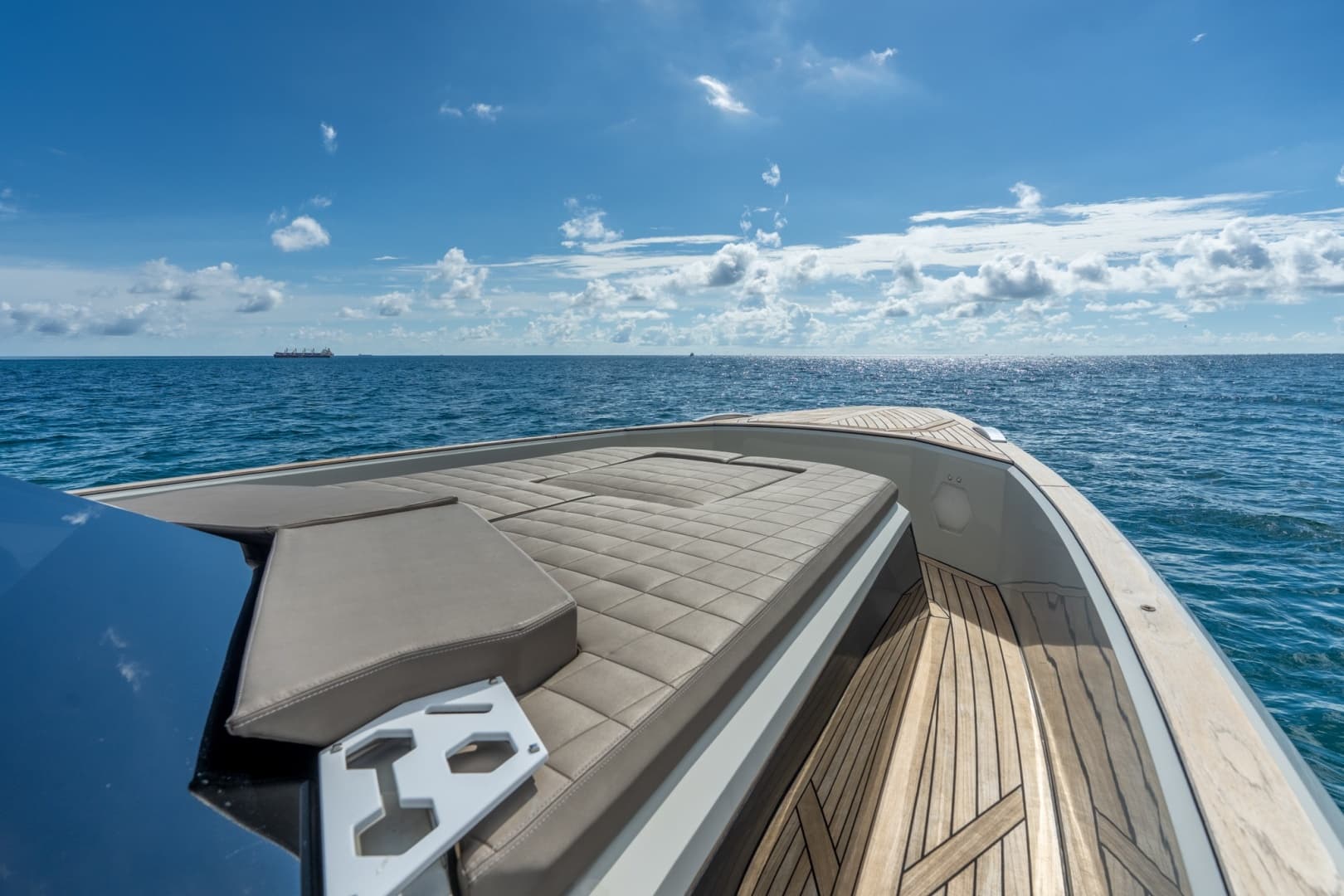 2023 Evo Marine R4
