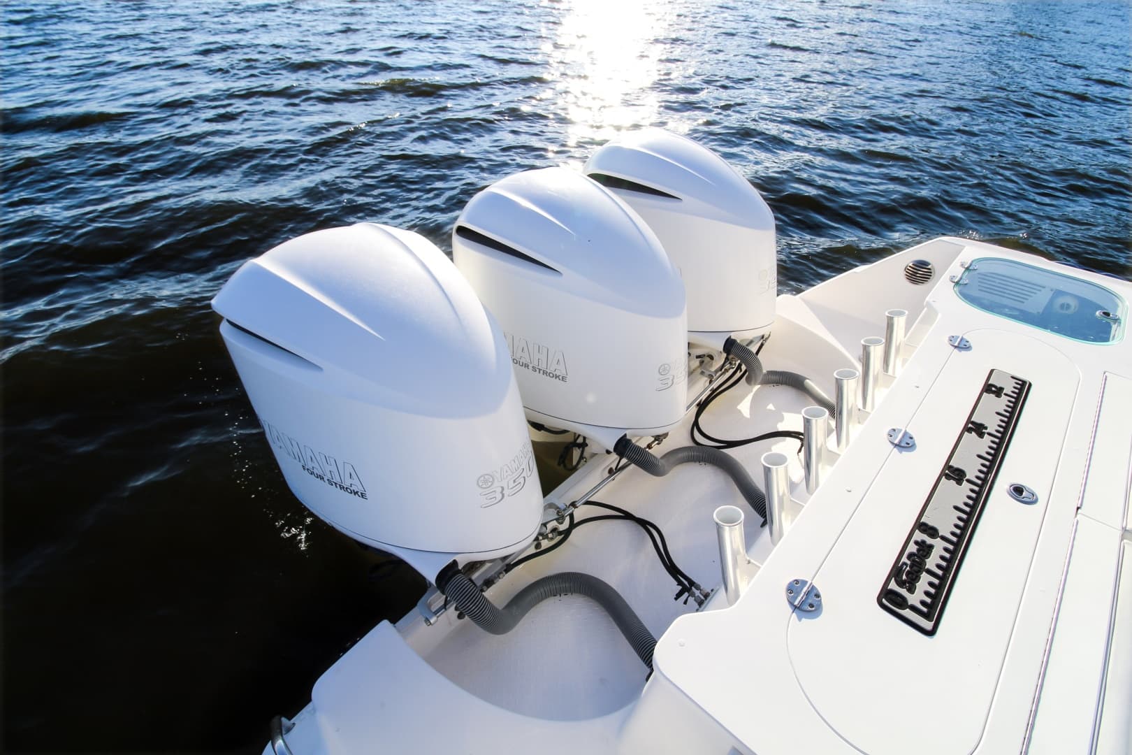 2014 Everglades 350LX
