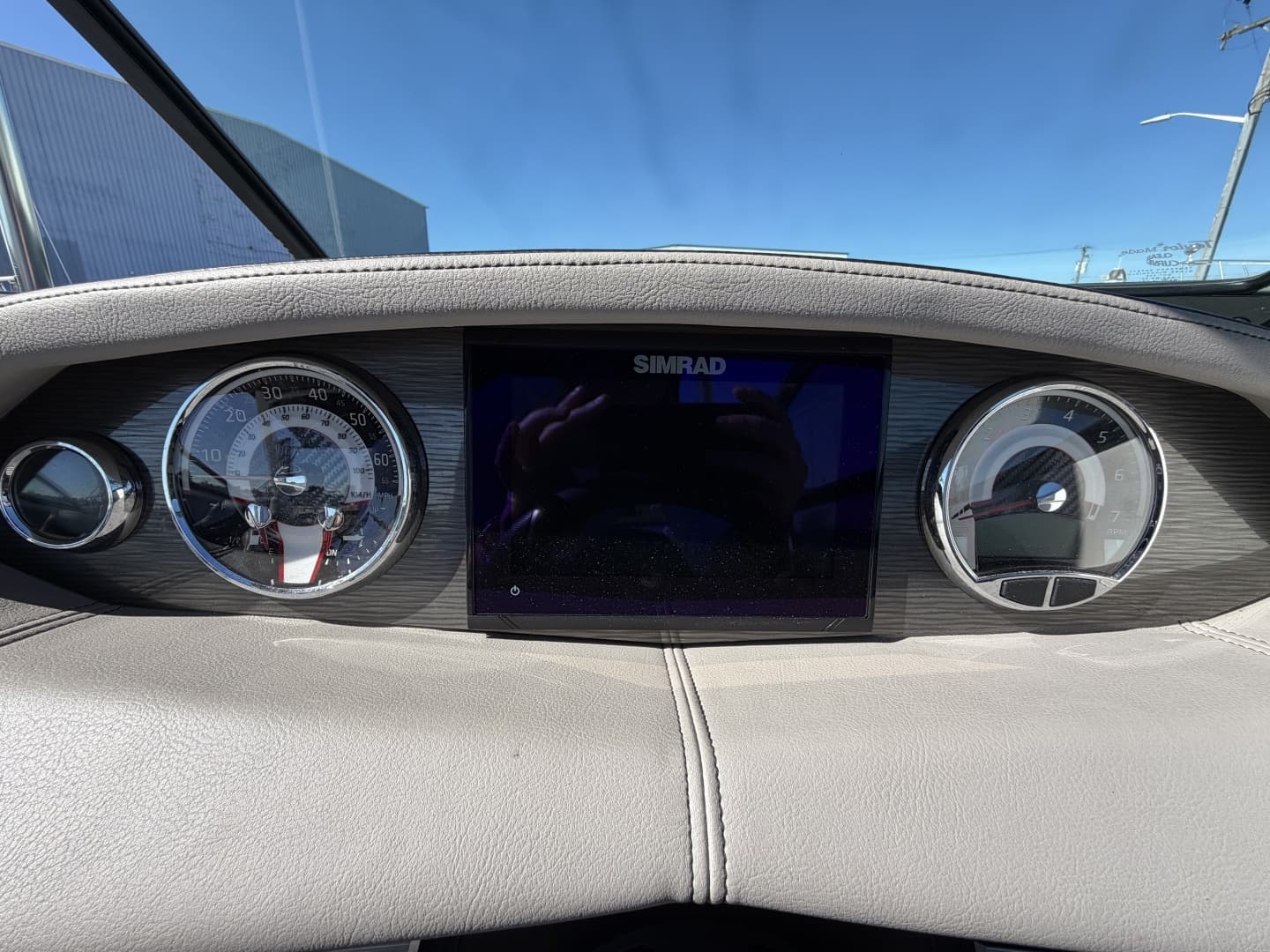 2022 Four Winns HD8